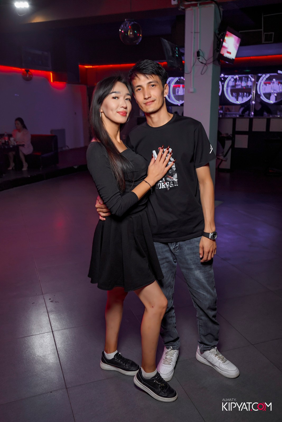 ОФИЦИАЛЬНОЕ ОТКРЫТИЕ SVOY BAR. КИПЯТКОМ АЛМАТЫ!