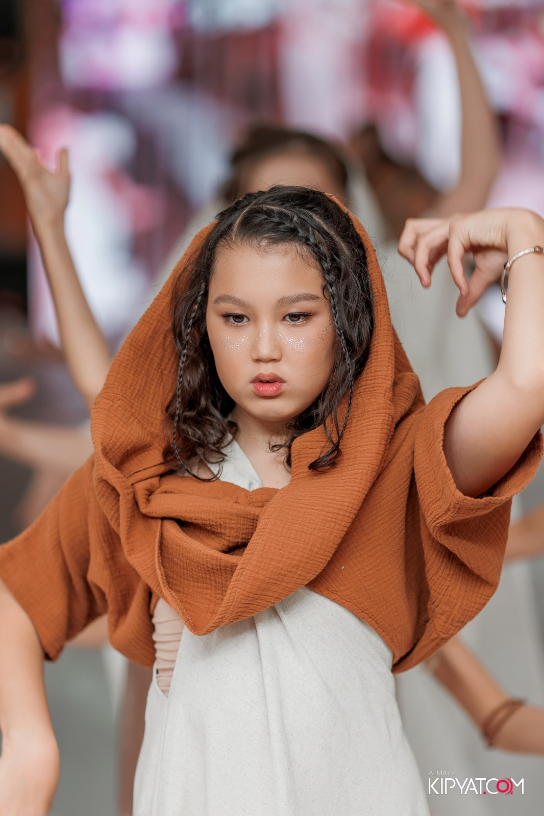 JUNIOR FASHION SHOW. КИПЯТКОМ АЛМАТЫ!