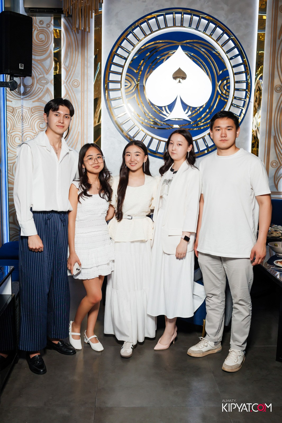 MOOD KARAOKE & TERRACE. КИПЯТКОМ АЛМАТЫ!