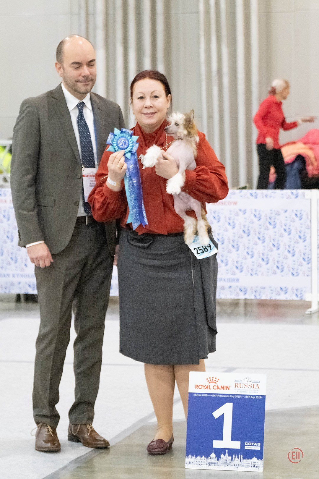 03.11.2019 г. г.Москва, Интернациональные выставки собак (3 x CACIB FCI) «Россия 2019» (квалификация на Crufts), «Кубок Президента РКФ 2019» и «Кубок РКФ 2019». Эксперт Geno SISNEROS (the USA)🇺🇸. Честер - очень перспективный, лучший беби.