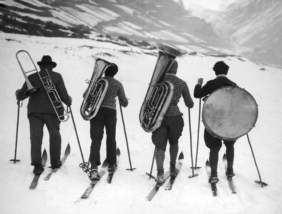 Духовые инструменты. Фотограф для маркетплейсов Михаил Бове