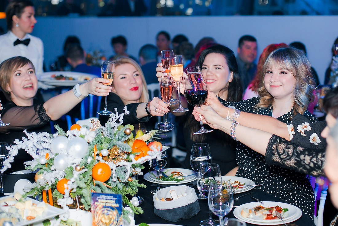 Фотосъемка новогоднего корпоратива Медипал. Репортажный фотограф Борис Геер