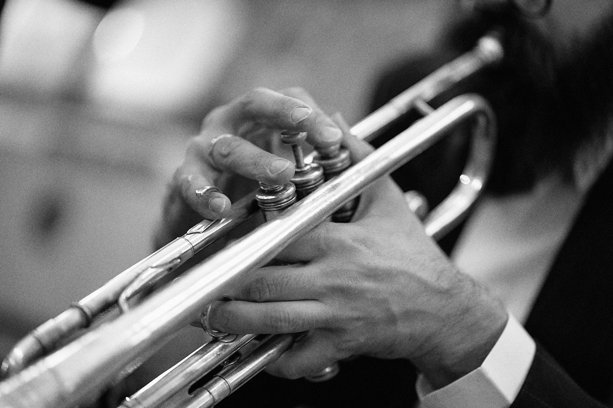 Поющие Камни в MMOMA Cafe. Иван Кобяков