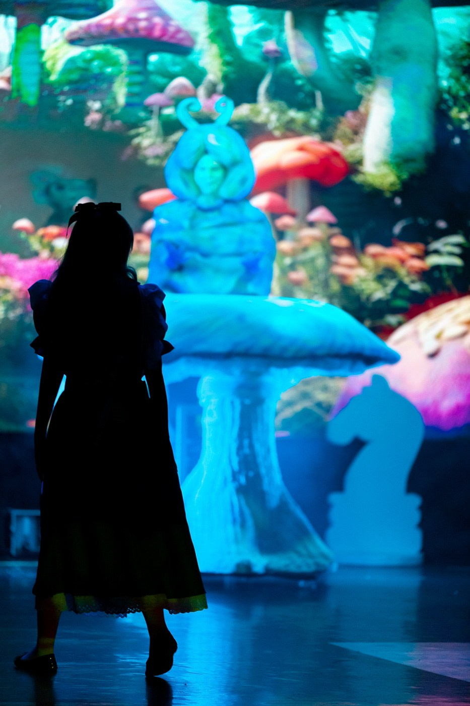 Спектакль в Доме культуры. Андрей Кровлин — фотограф в Славянке