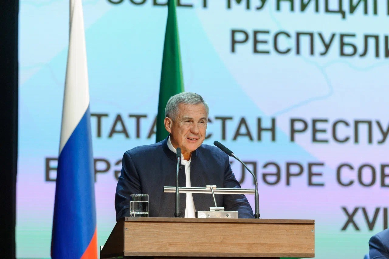 Совет муниципальных образований РТ. Фотограф Наиль Зоркий