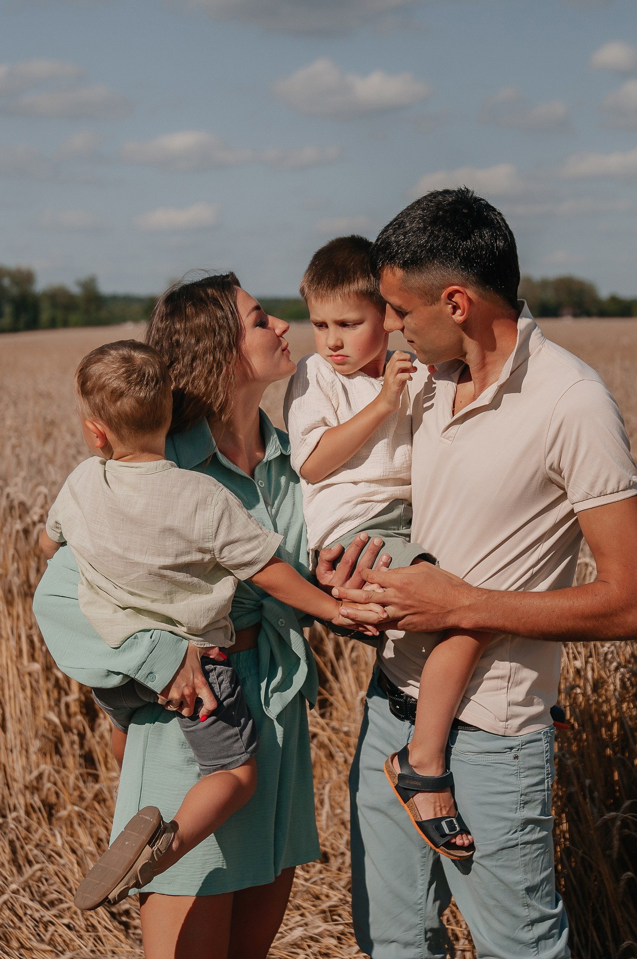 Happy story_Даша, Кирилл, Пашка и Егор. Свадебный и семейный фотограф в Минске Яна Новак