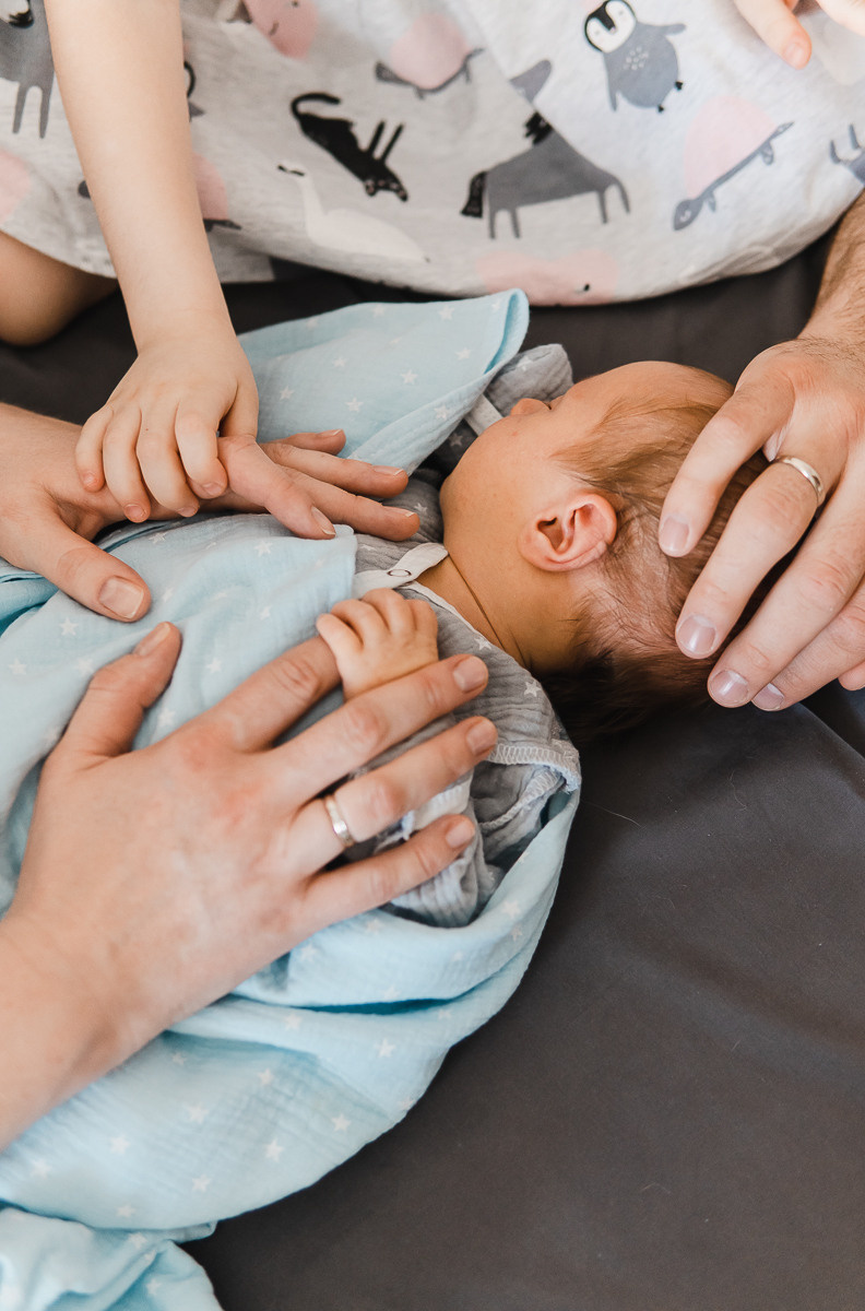 Домашняя фотосессия новорожденного в Воронеже. Фотограф для семей и экспертов в г. Воронеж Ирина Круглова