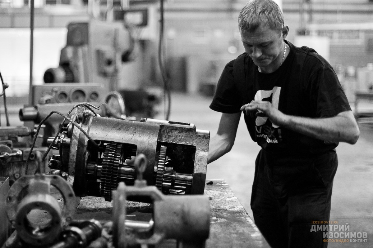 Тюменский моторный завод