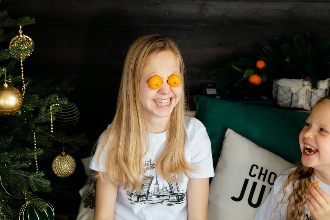 Семейная новогодняя фотосессия. Студийная съёмка. Арт-фотограф. Фотосъемка, авторские принты для интерьера