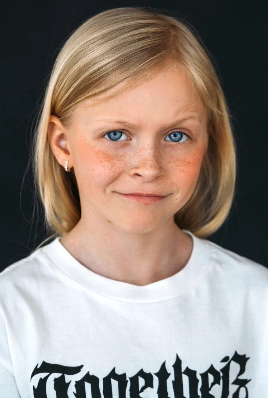 Шварц Аделина 9 ЛЕТ 140 СМ. Детское модельное агентство Musthave agency. База профессиональных моделей