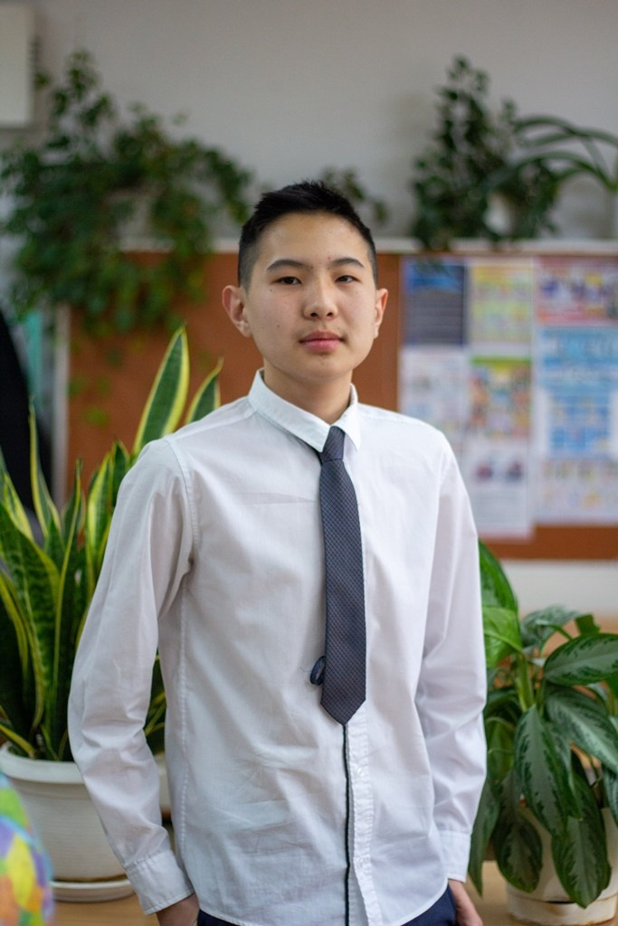 Школьники в студии. Фотограф Бурятия. Печать фотокниг