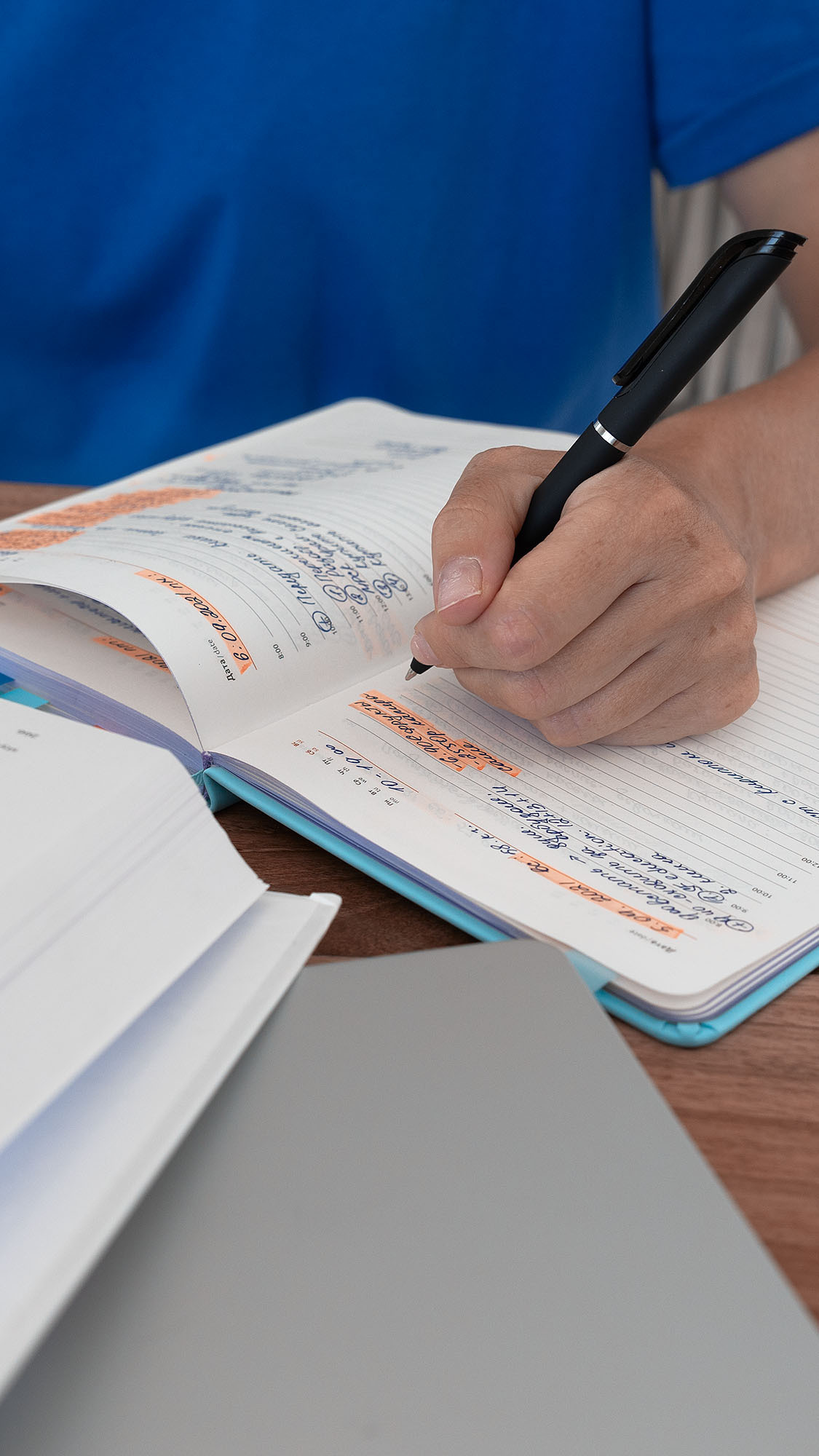 Инга — Контент съемка для финансиста. Портретный фотограф, контент фотограф, продающие фото в Москве и МО