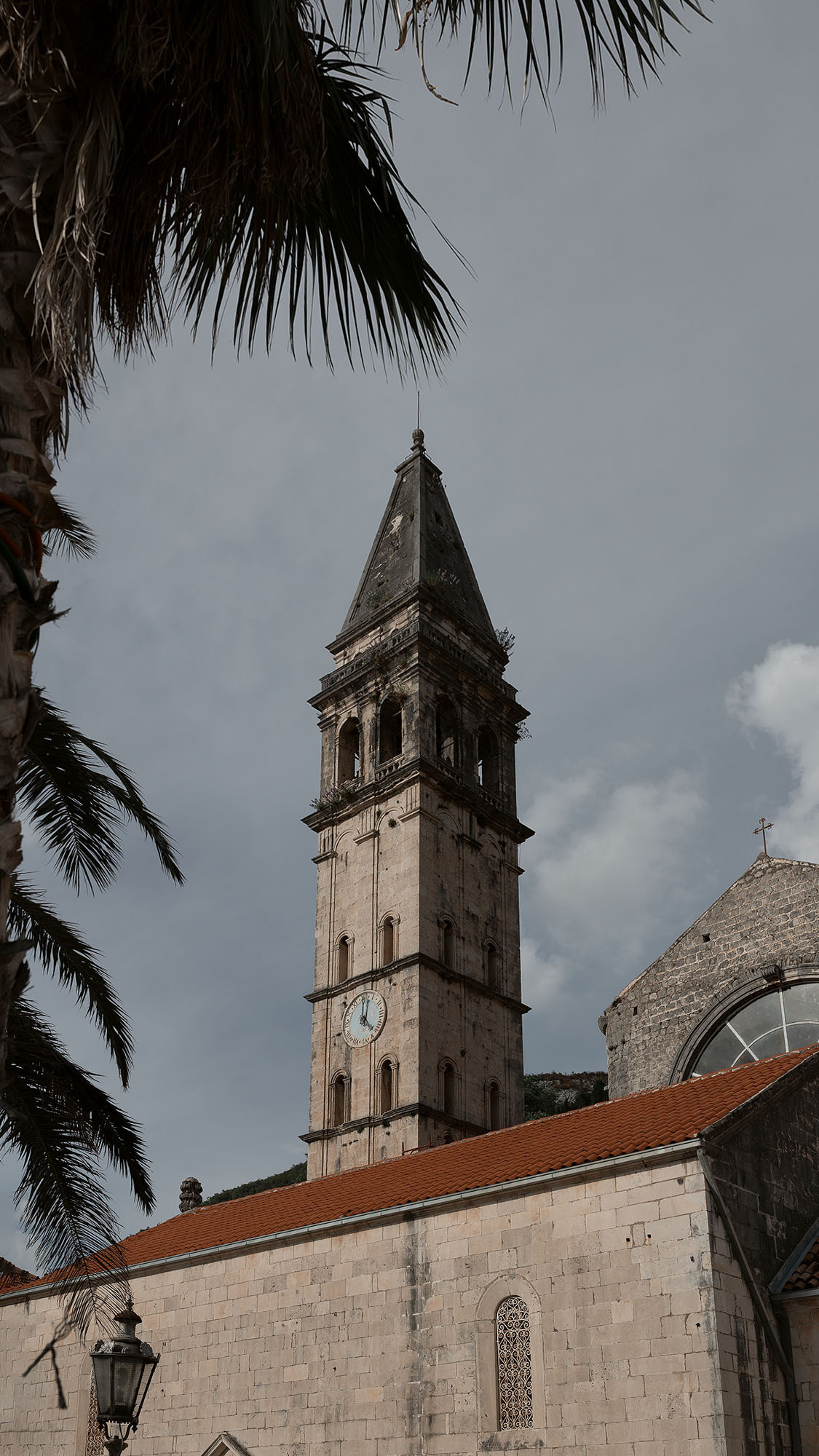 Рисан и Пераст. Портретный фотограф, контент фотограф, продающие фото в Москве и МО