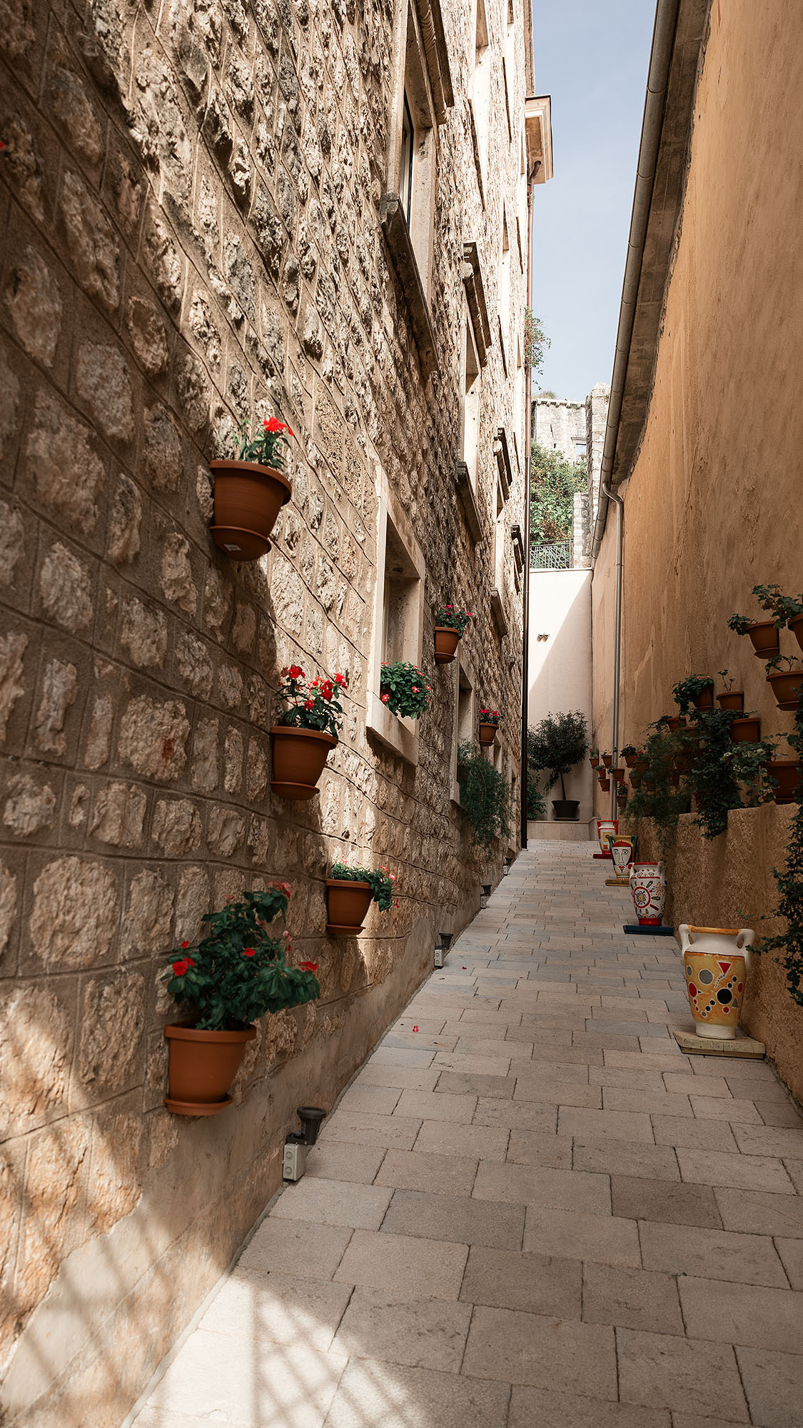 Рисан и Пераст. Портретный фотограф, контент фотограф, продающие фото в Москве и МО