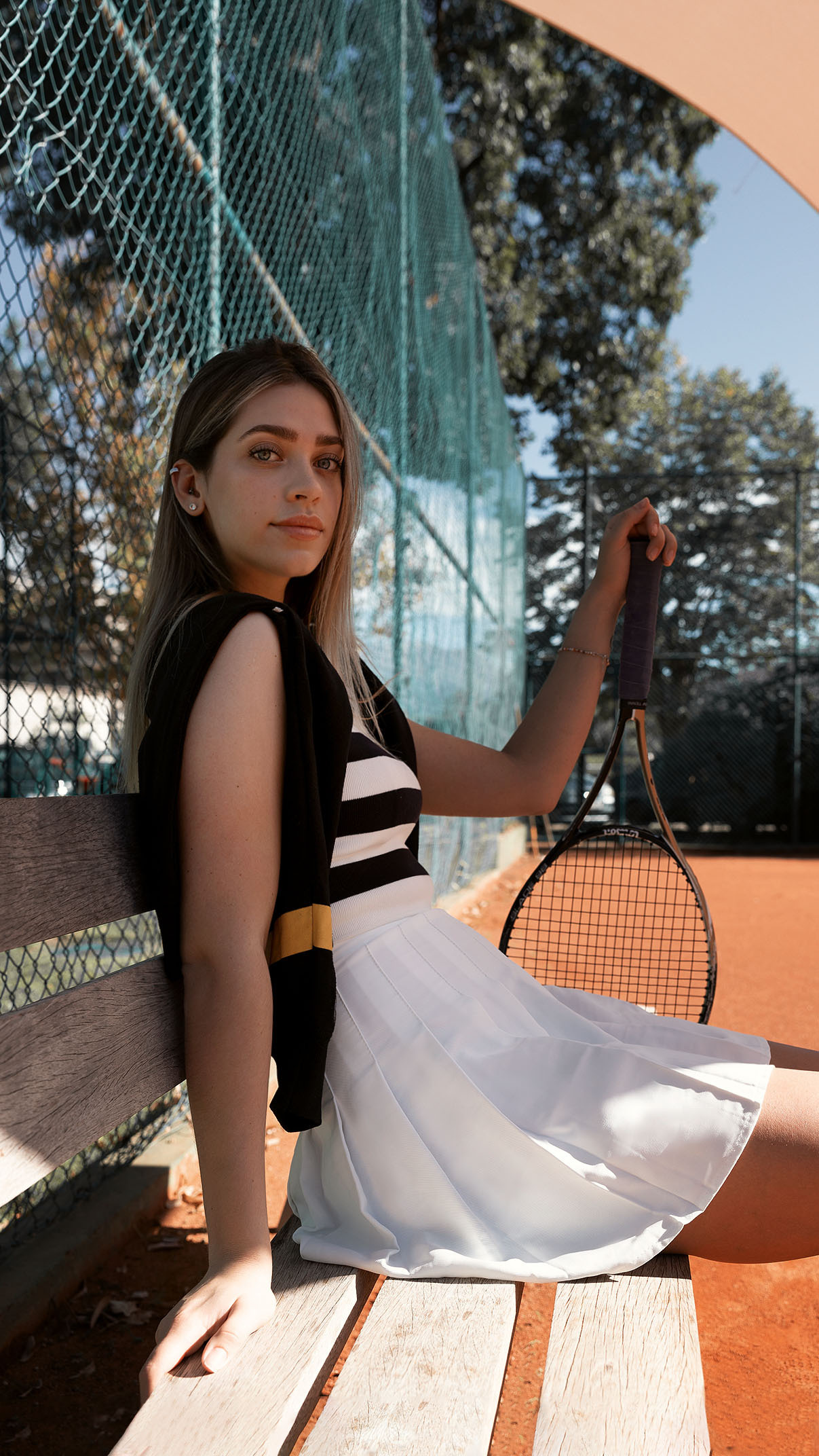 На теннисном корте. Портретный фотограф, контент фотограф, продающие фото в Москве и МО