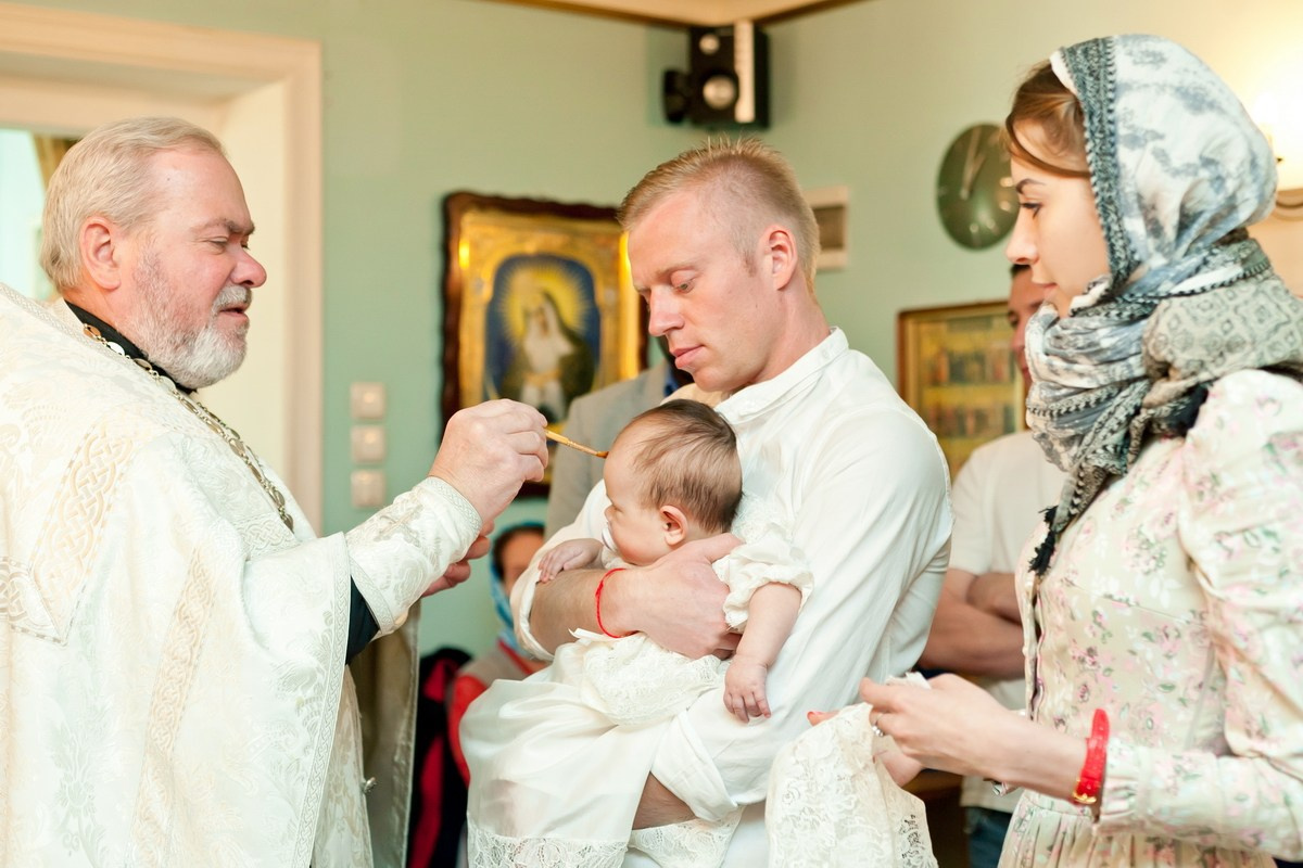 Крещение Свято-Троицкий Храм. г. Всеволожск. Фотограф на крещение в Санкт Петербурге