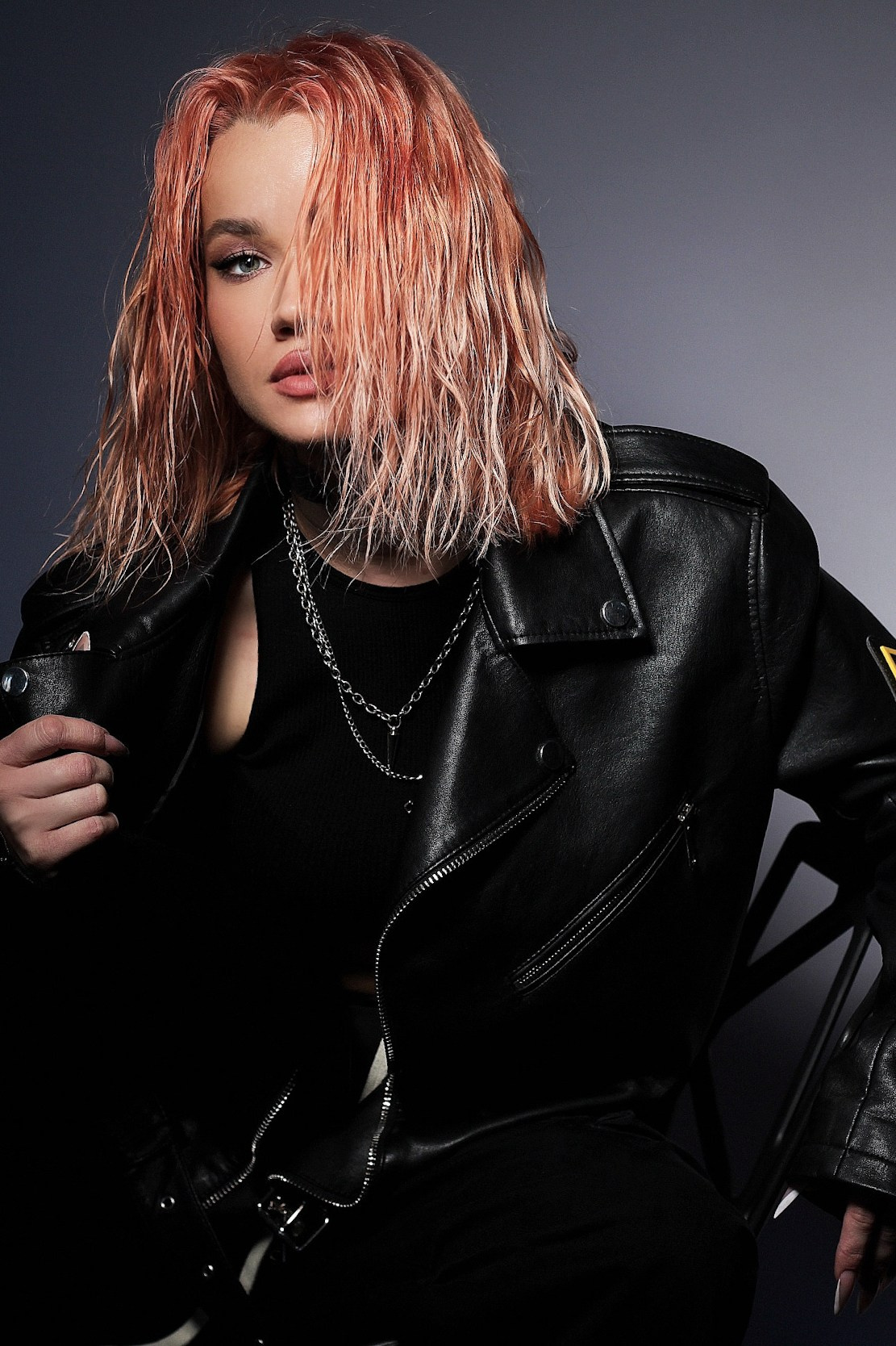 Съёмка с искусственным светом. Фотограф Иванова Елена в Иркутске