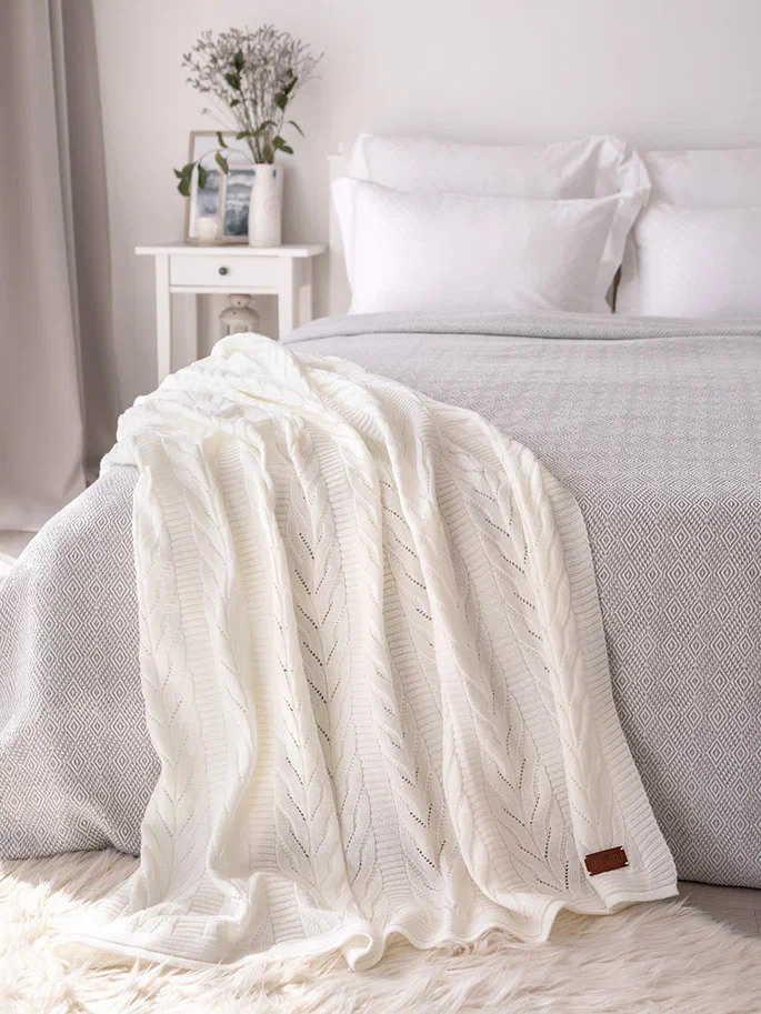 Имиджевая предметная съемка для Инстаграма, Вайлдберриз, Новосибирск. Съемка фото и видео для маркетплейсов Вайлдберриз, Озон в Новосибирске