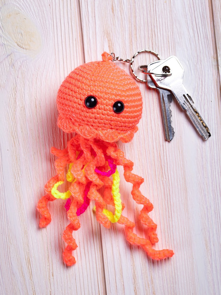 Профессиональная предметная фотосъемка брелков в Москве и Московской области. Фотостудия в Москве LUXARTPHOTO