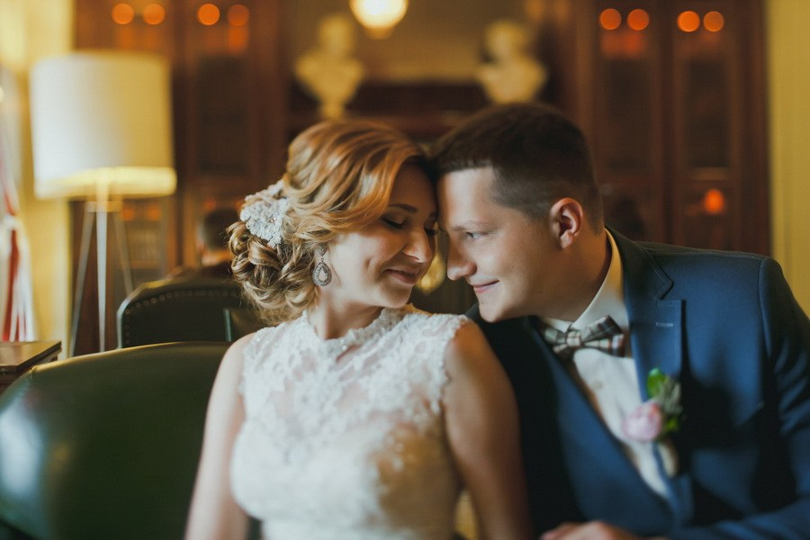 Свадебная прогулка по Санкт-Петербургу. Фотограф крещение венчание в Петербурге! Помогает подобрать храм и посоветовал душевного батюшку в СПб