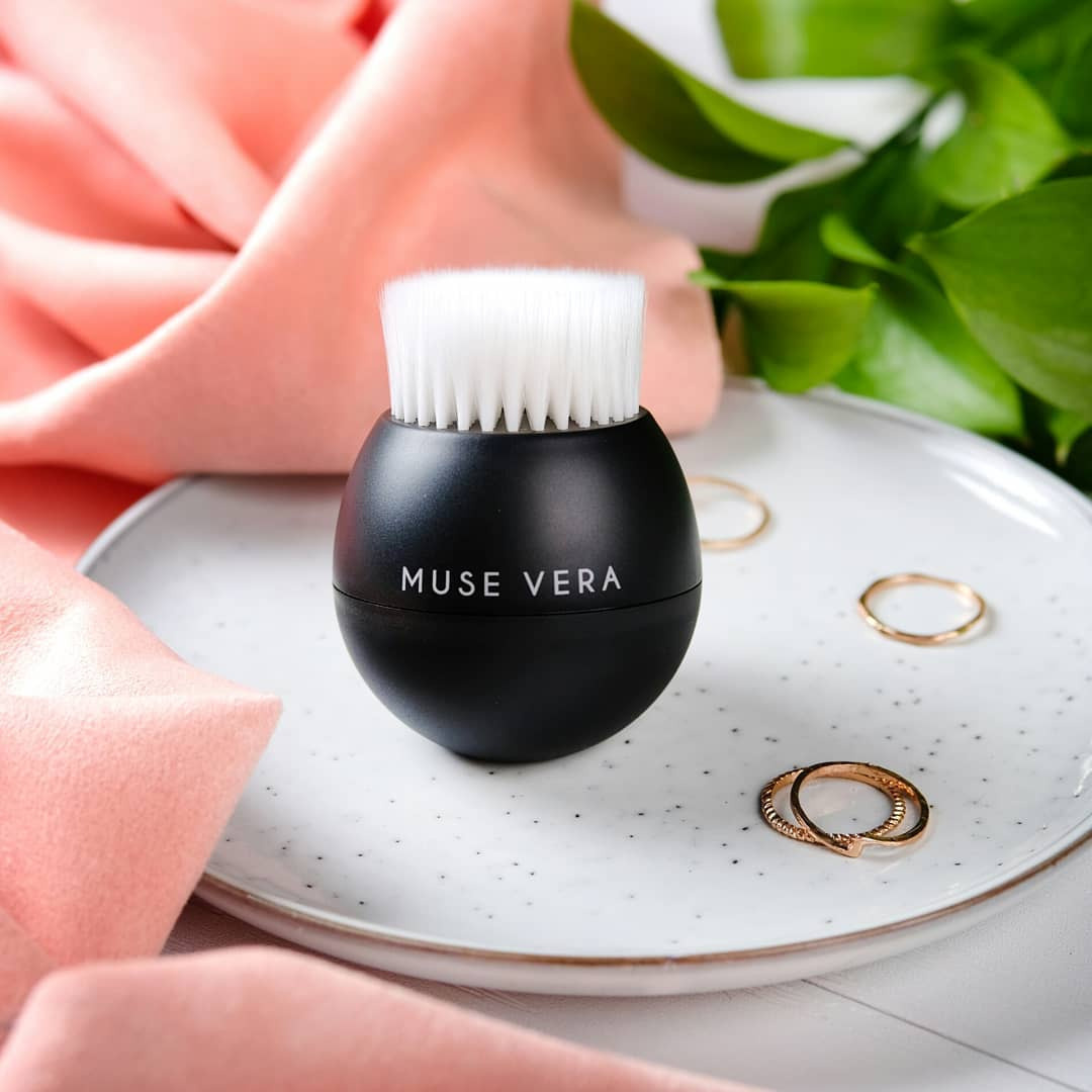 Фото косметики. Контент Предметный фотограф Саратов, контент для бизнеса, съемка для брендов, предметные фотосъёмки в Саратове. Елена