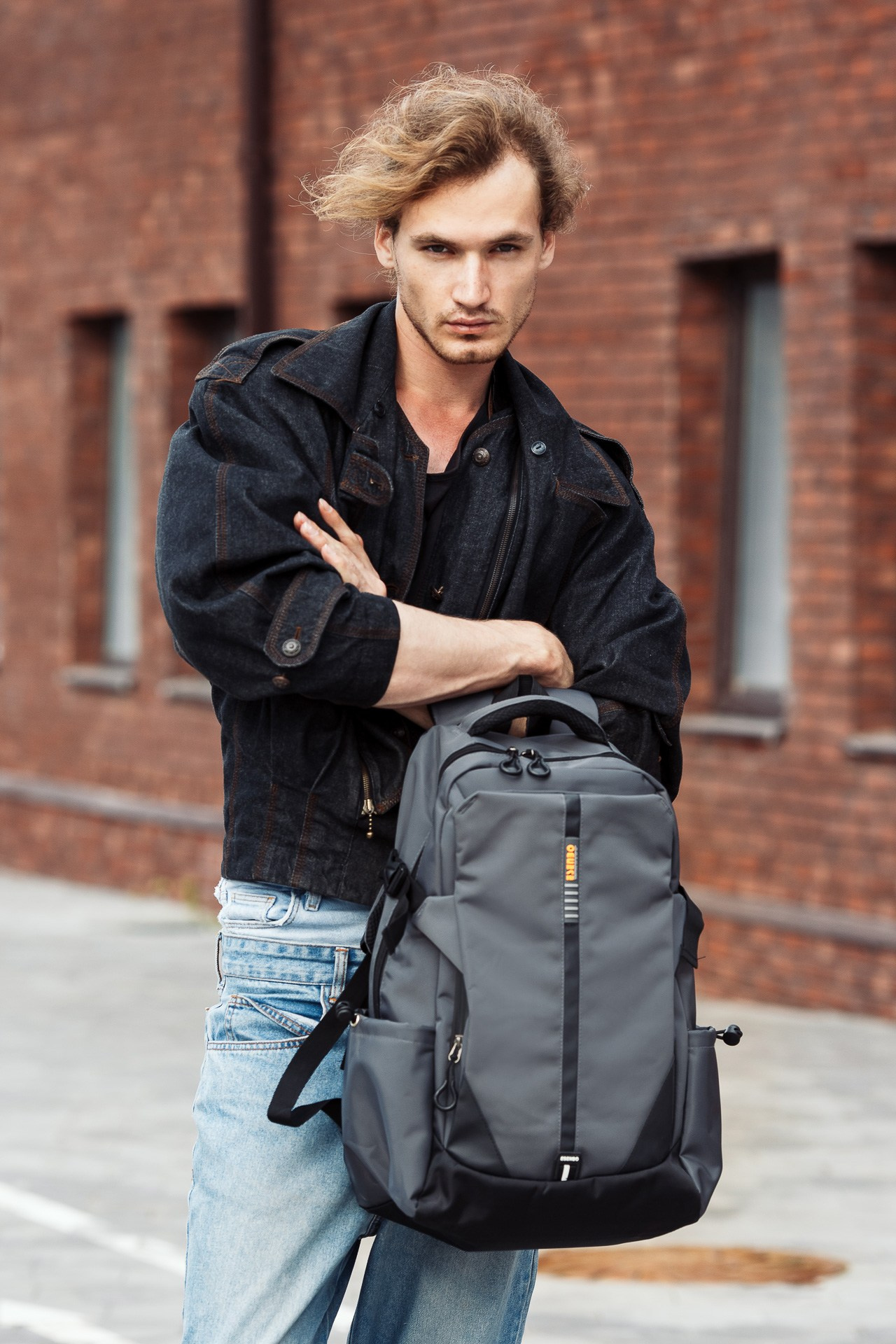 WB OZON Рюкзаки. Фотосъёмка для бизнеса — предметное фото, репортаж с мероприятий, портреты людей, съёмка интерьера и экстерьера