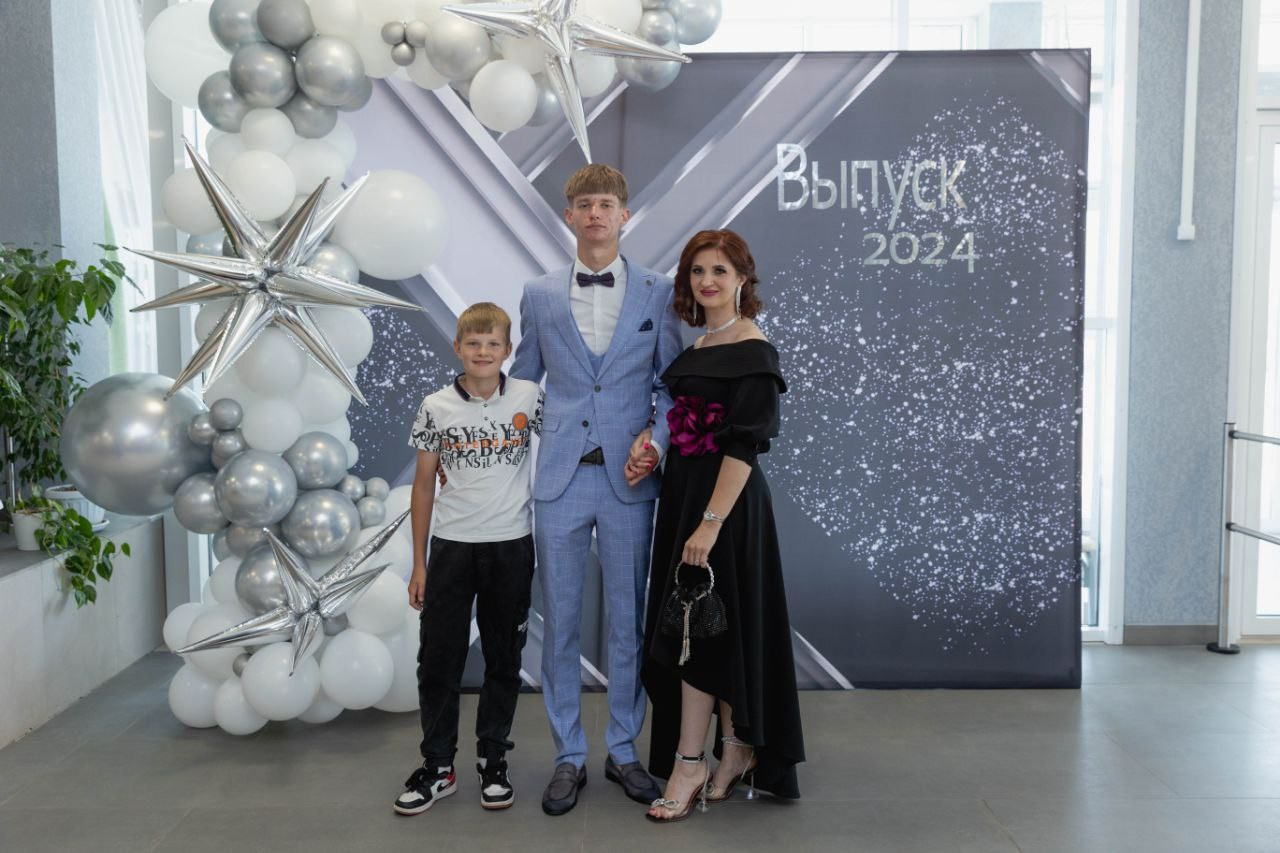 Выпускной 11 класс 2024. Свадебный семейный фотограф Костырина Светлана