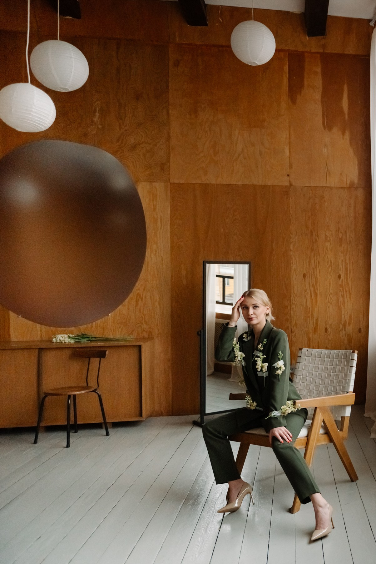 Индивидуальная. Деловой образ с цветами. Свадебный и сеейный фотограф в Санкт-Петербурге Елена Худякова