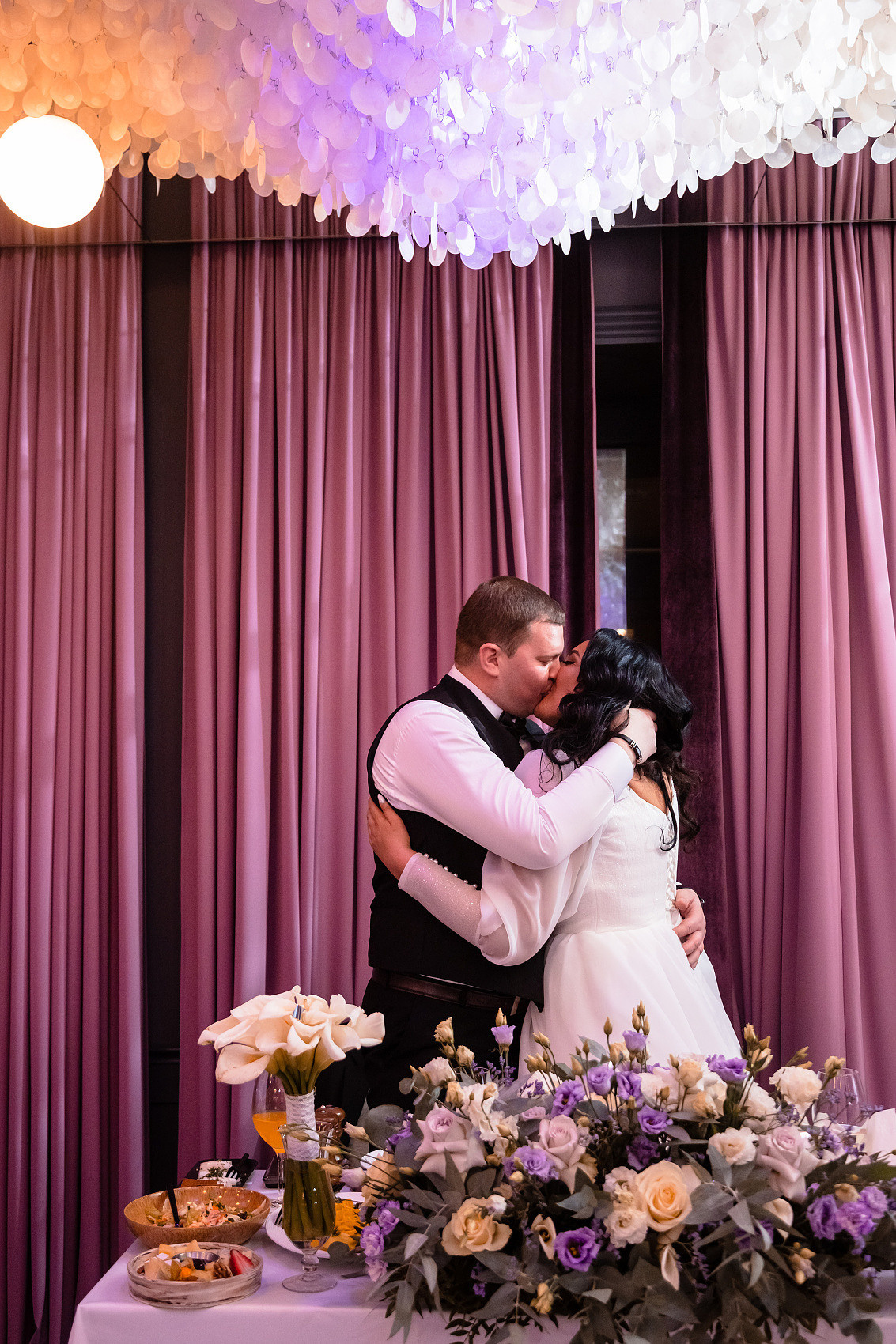 Свадьбы. Фотостудия во Всеволожске. Подходит для всех творческих проектов