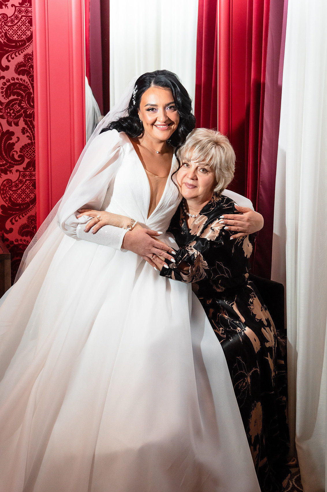 Свадьбы. Фотостудия во Всеволожске. Подходит для всех творческих проектов