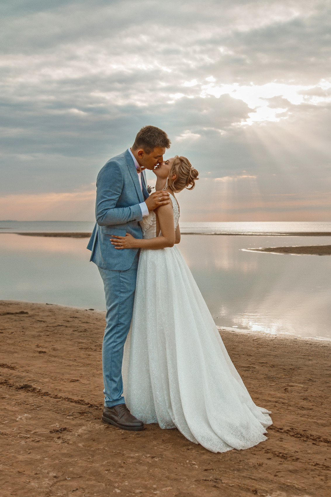 Свадьбы. Фотостудия во Всеволожске. Подходит для всех творческих проектов