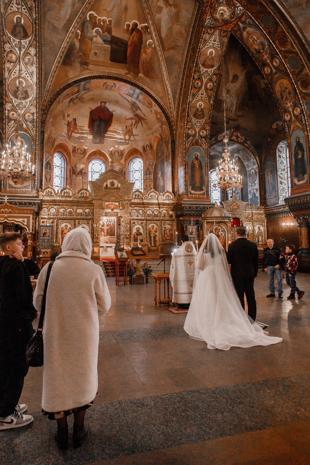 Свадьбы — Венчание. Фотостудия во Всеволожске. Подходит для всех творческих проектов