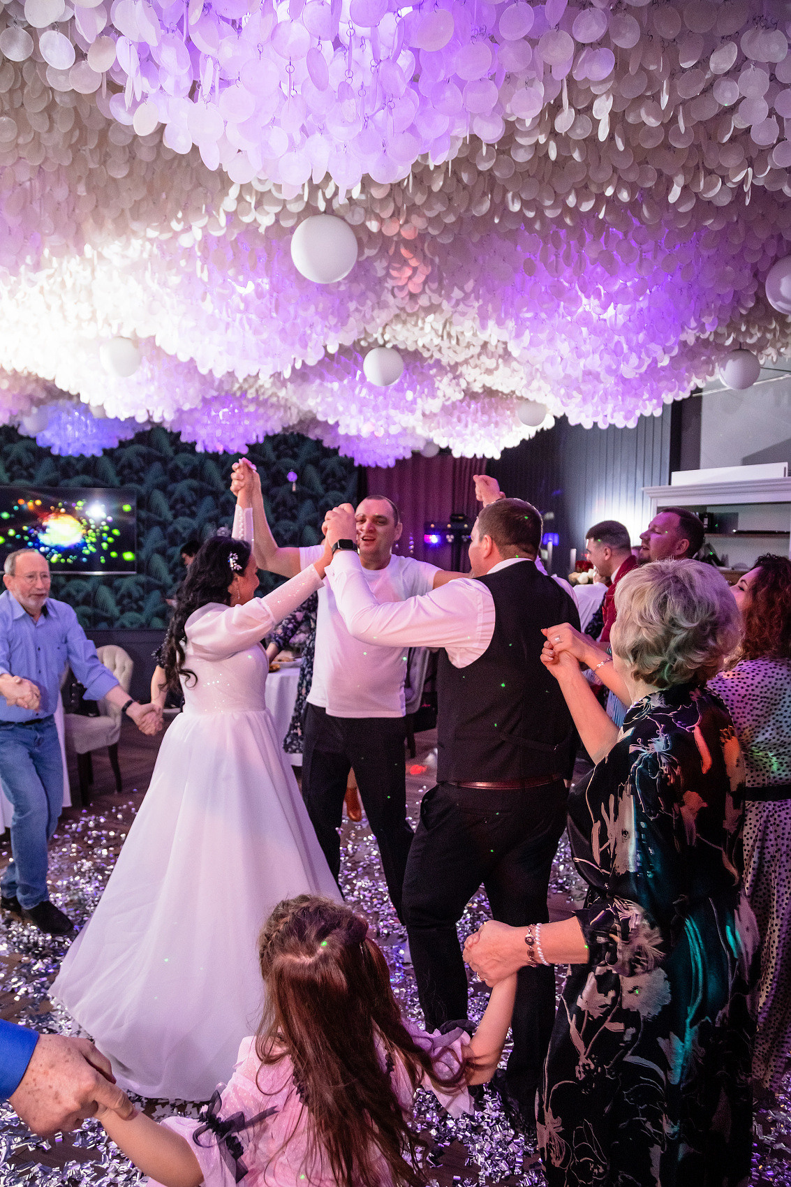 Свадьбы. Фотостудия во Всеволожске. Подходит для всех творческих проектов