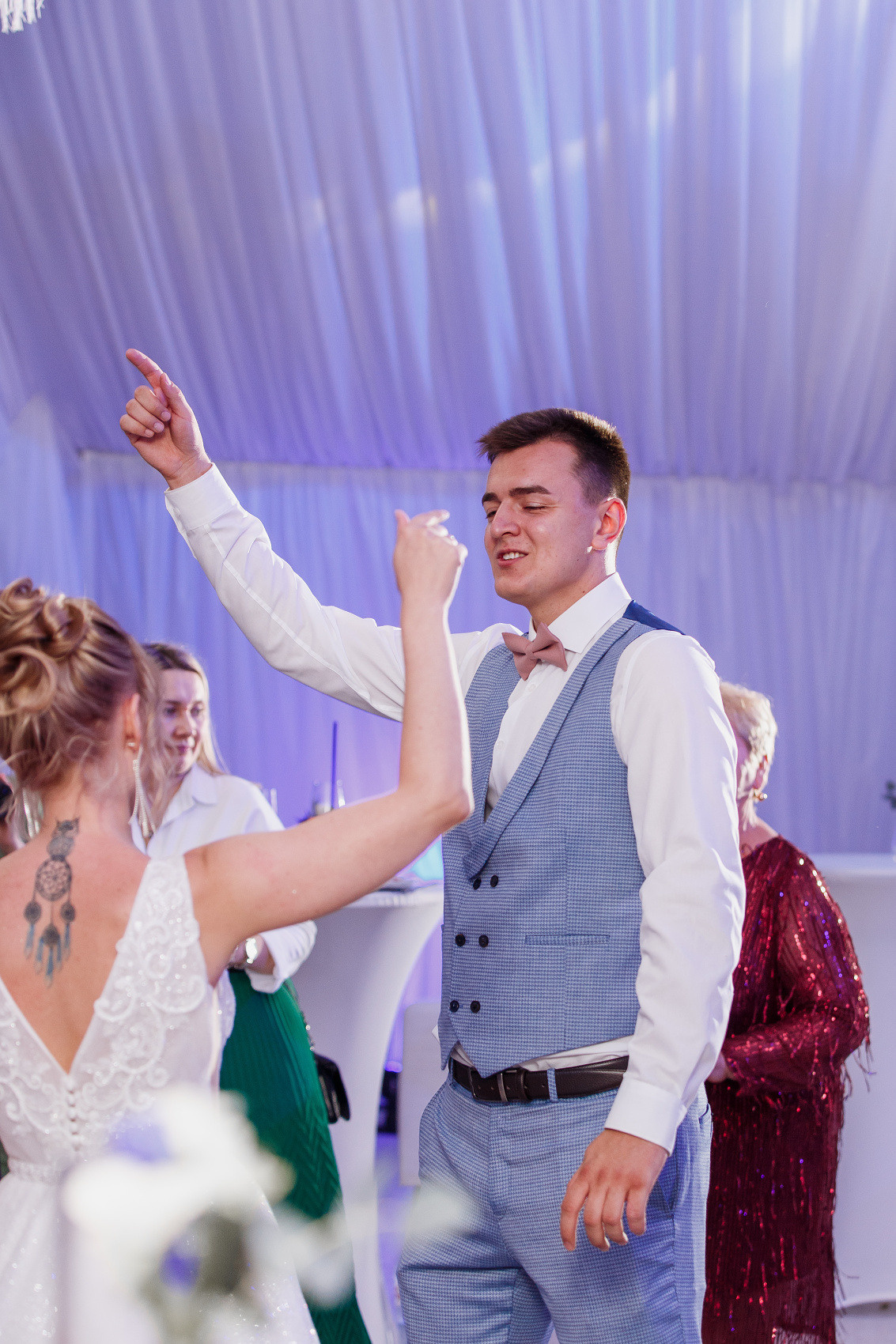 Свадьбы. Фотостудия во Всеволожске. Подходит для всех творческих проектов