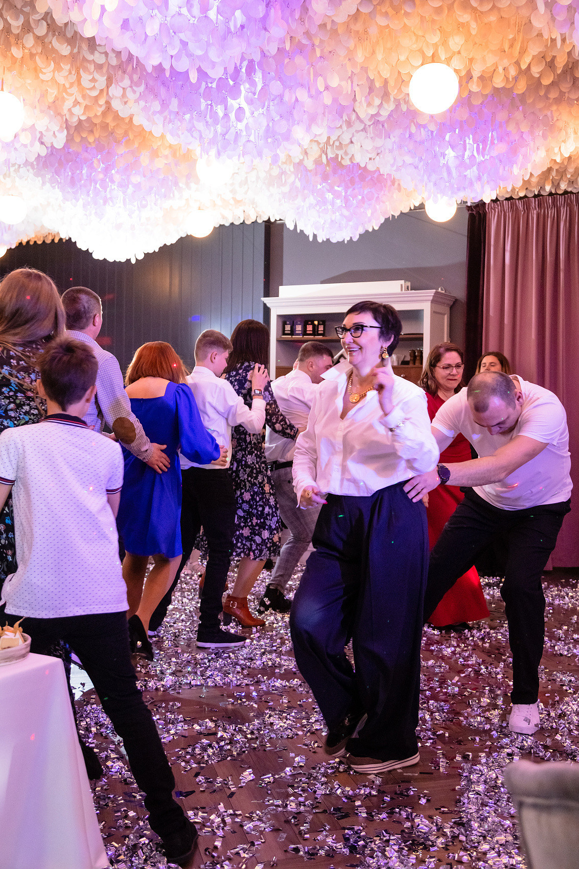 Свадьбы. Фотостудия во Всеволожске. Подходит для всех творческих проектов