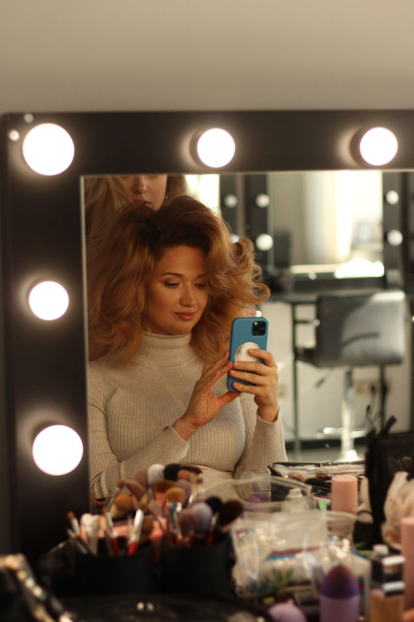 Визажист — Елена Кимова. Фотостудия во Всеволожске. Подходит для всех творческих проектов