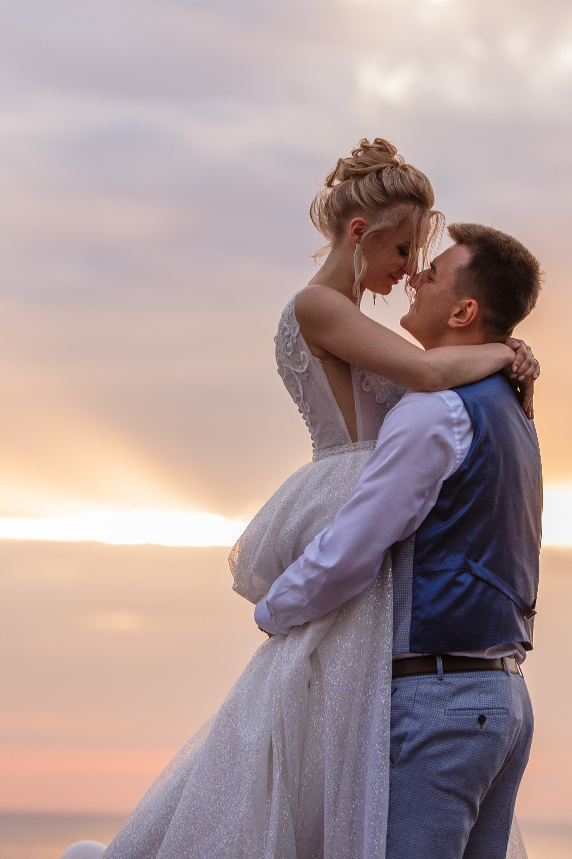 Свадьбы. Фотостудия во Всеволожске. Подходит для всех творческих проектов