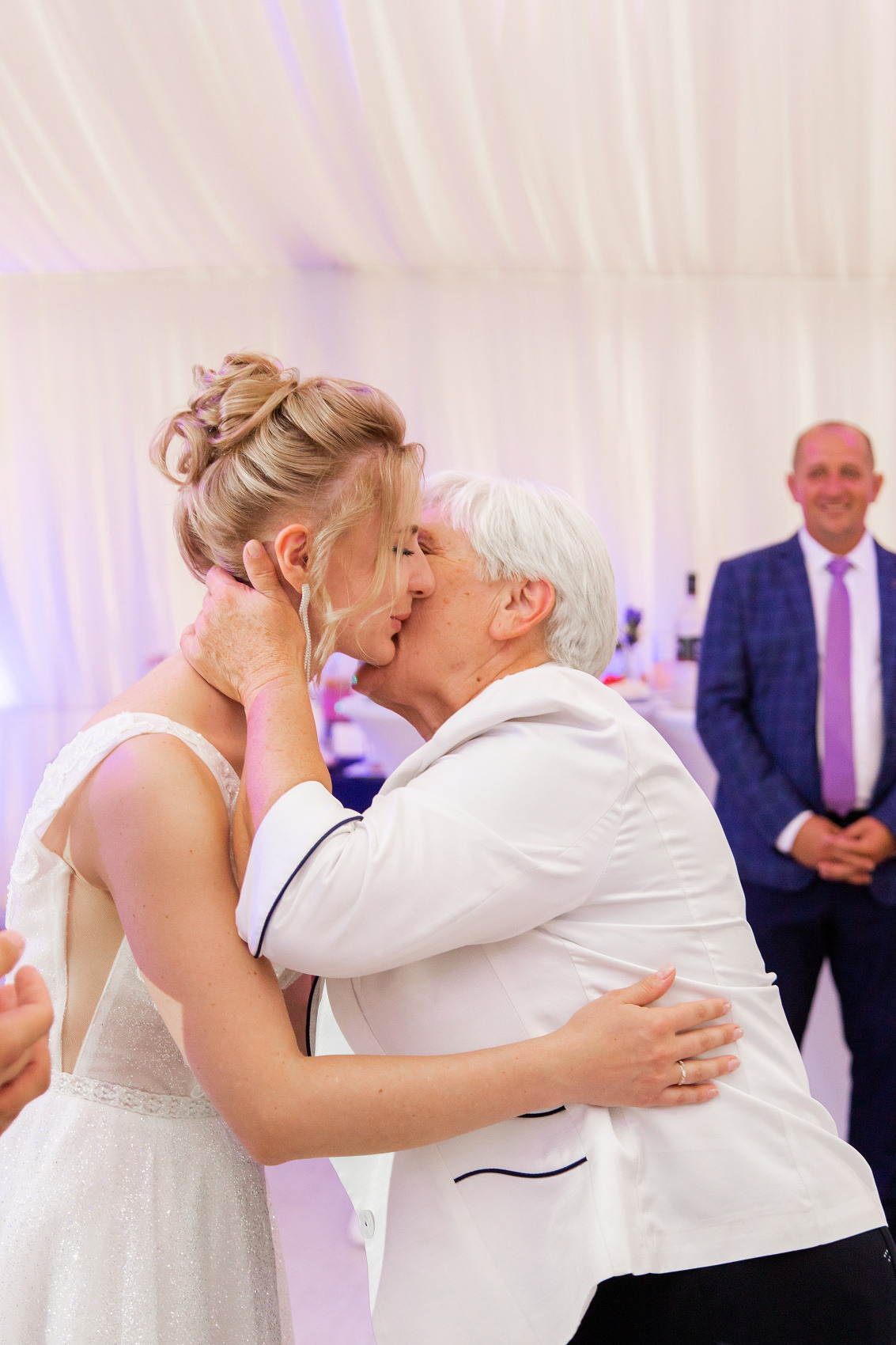 Свадьбы. Фотостудия во Всеволожске. Подходит для всех творческих проектов