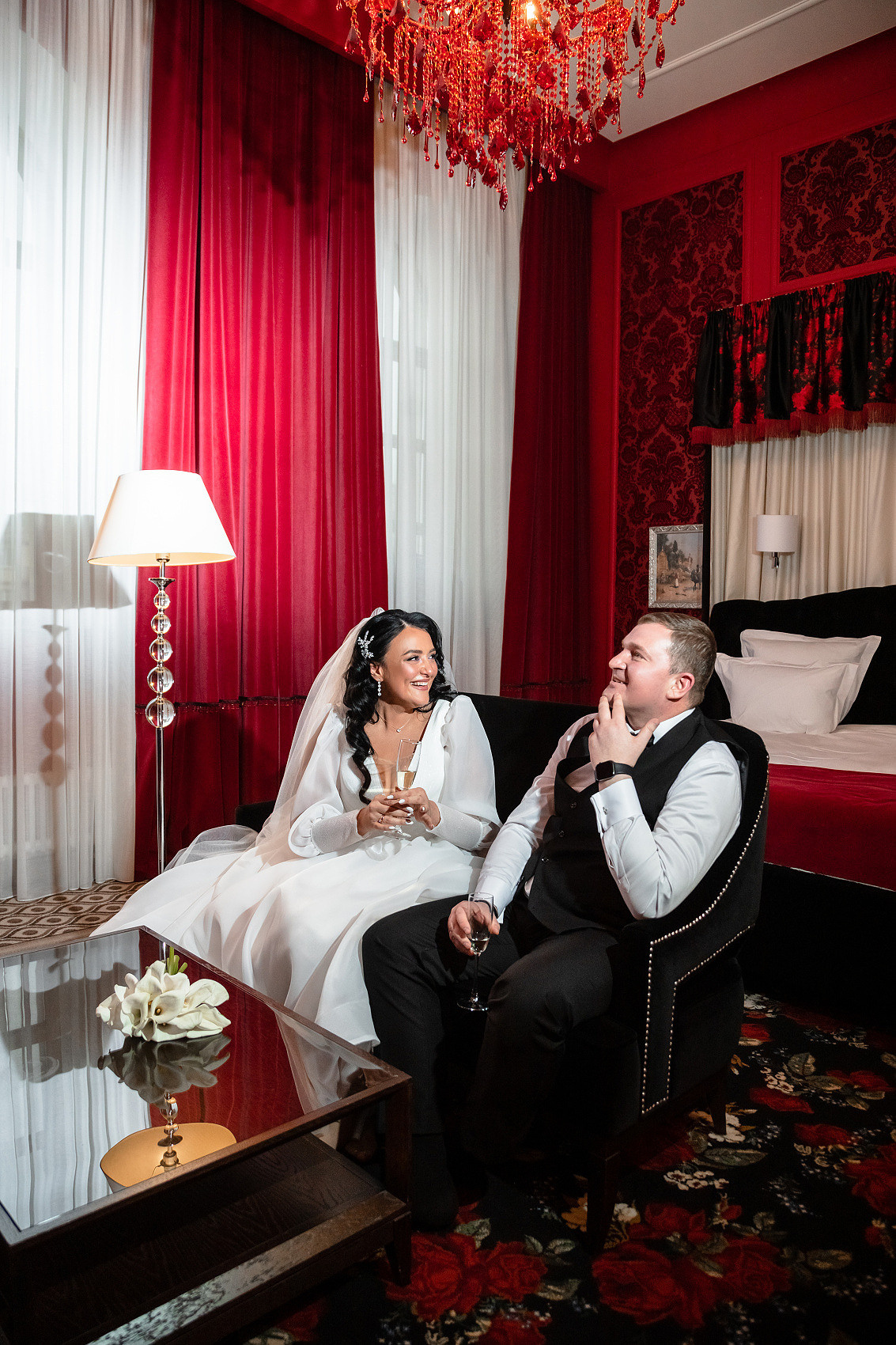 Свадьбы. Фотостудия во Всеволожске. Подходит для всех творческих проектов