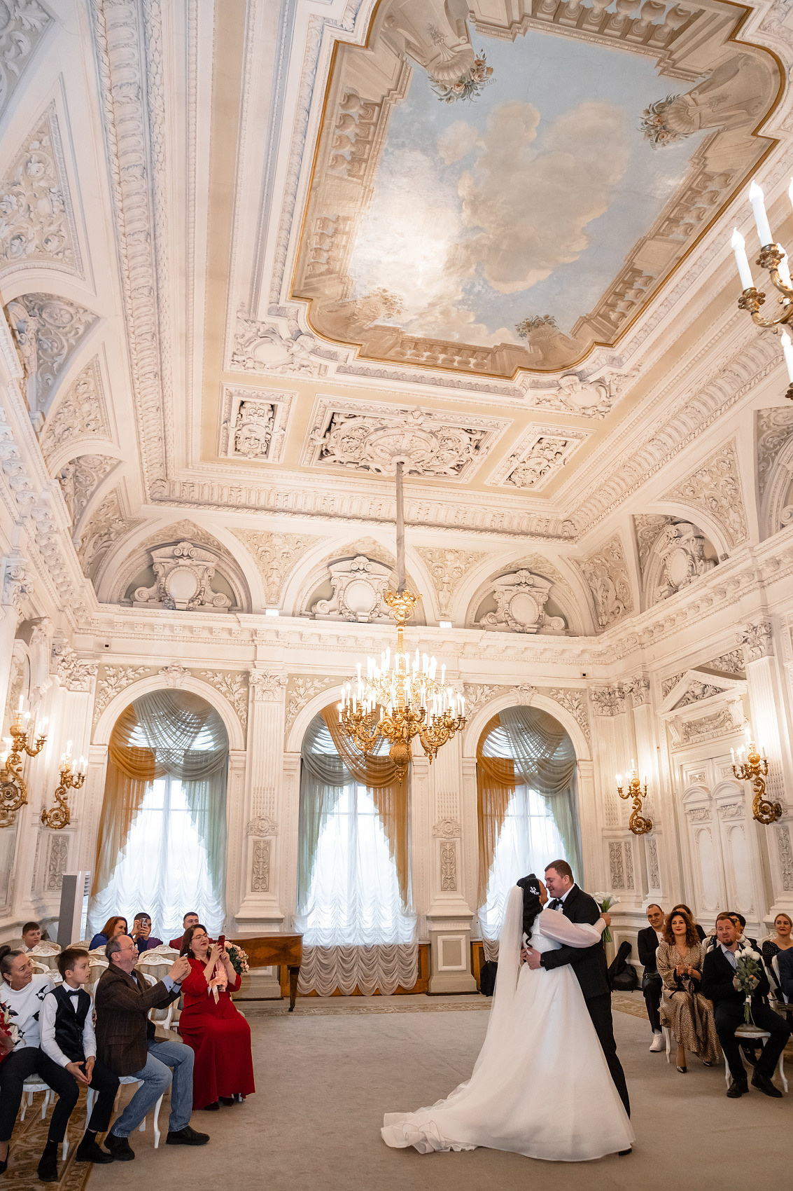 Свадьбы. Фотостудия во Всеволожске. Подходит для всех творческих проектов