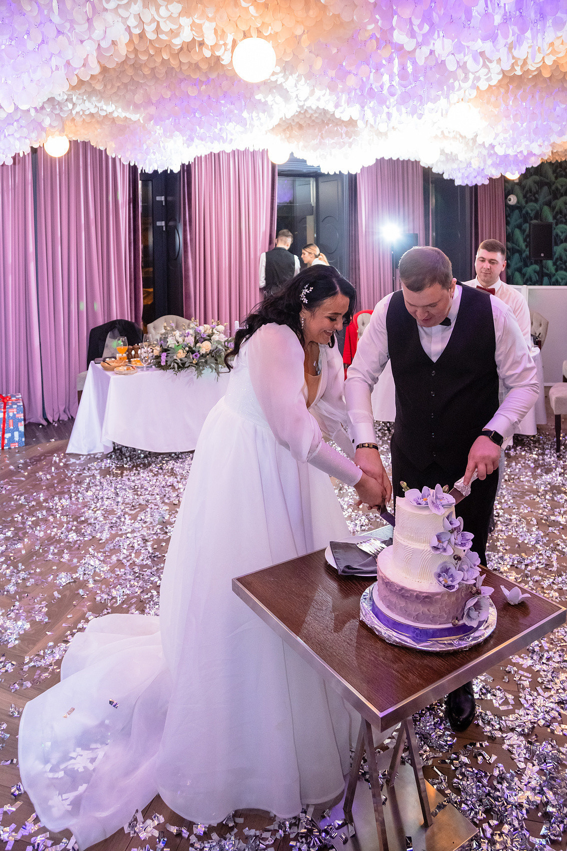 Свадьбы. Фотостудия во Всеволожске. Подходит для всех творческих проектов