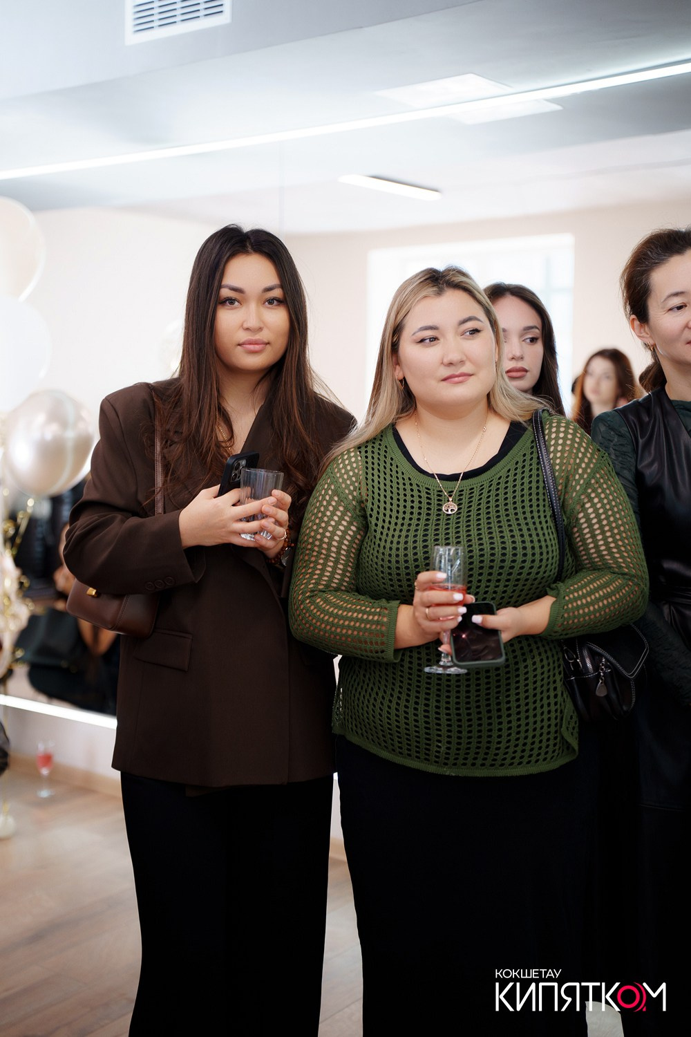 JUFIT ФИТНЕСС ЗАЛ. КИПЯТКОМ КОКШЕТАУ