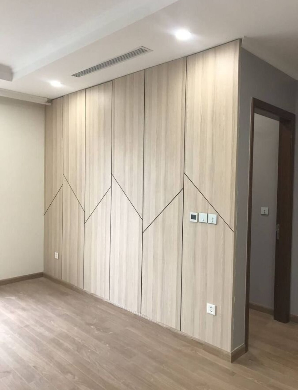 Фото в интерьере. Бамбуковые панели и Гибкий мрамор. Импортер #1 по всей РФ