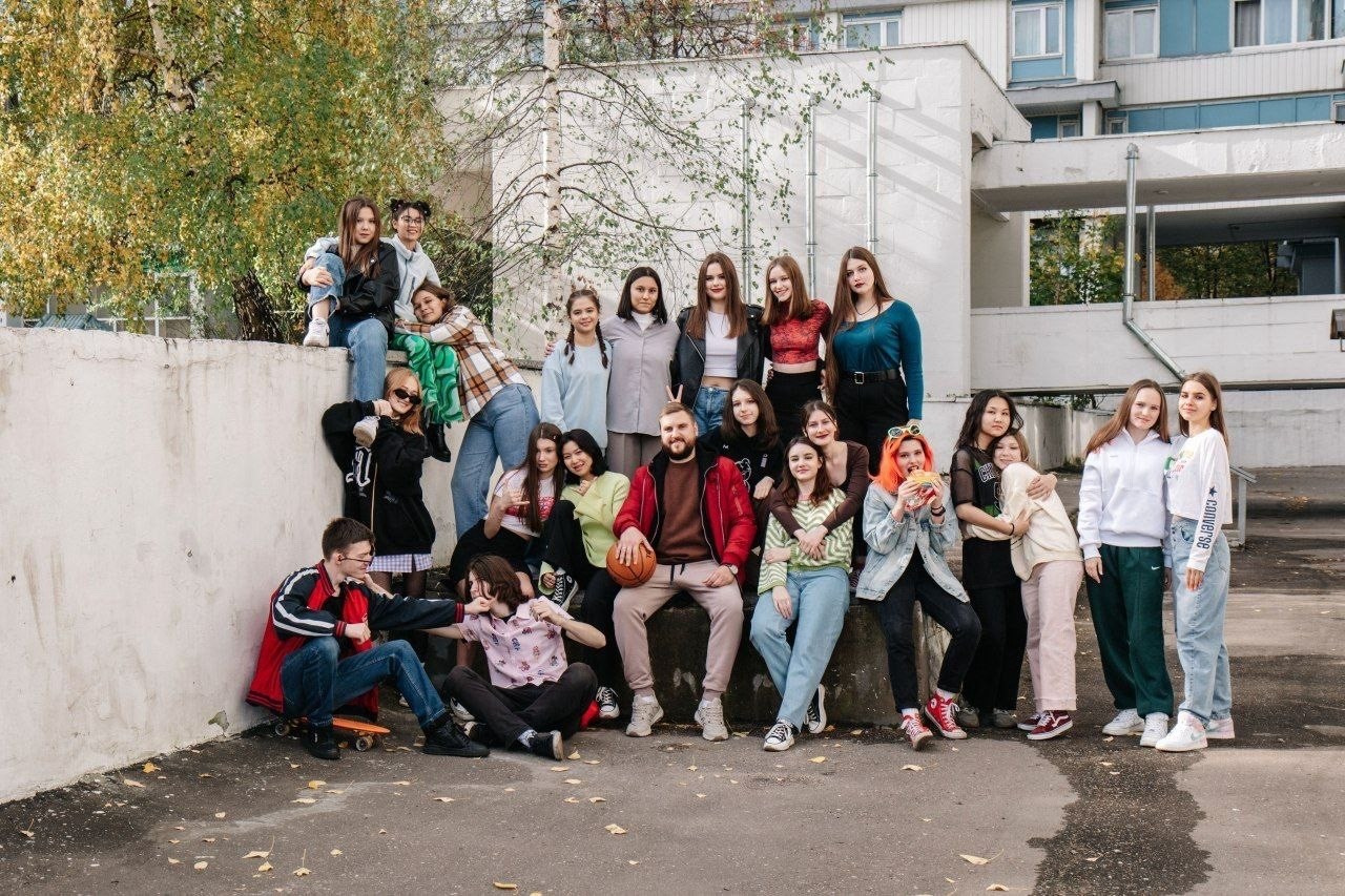 Выпускные альбомы. Индивидуальный, парный и семейный фотограф Алиса Полунина