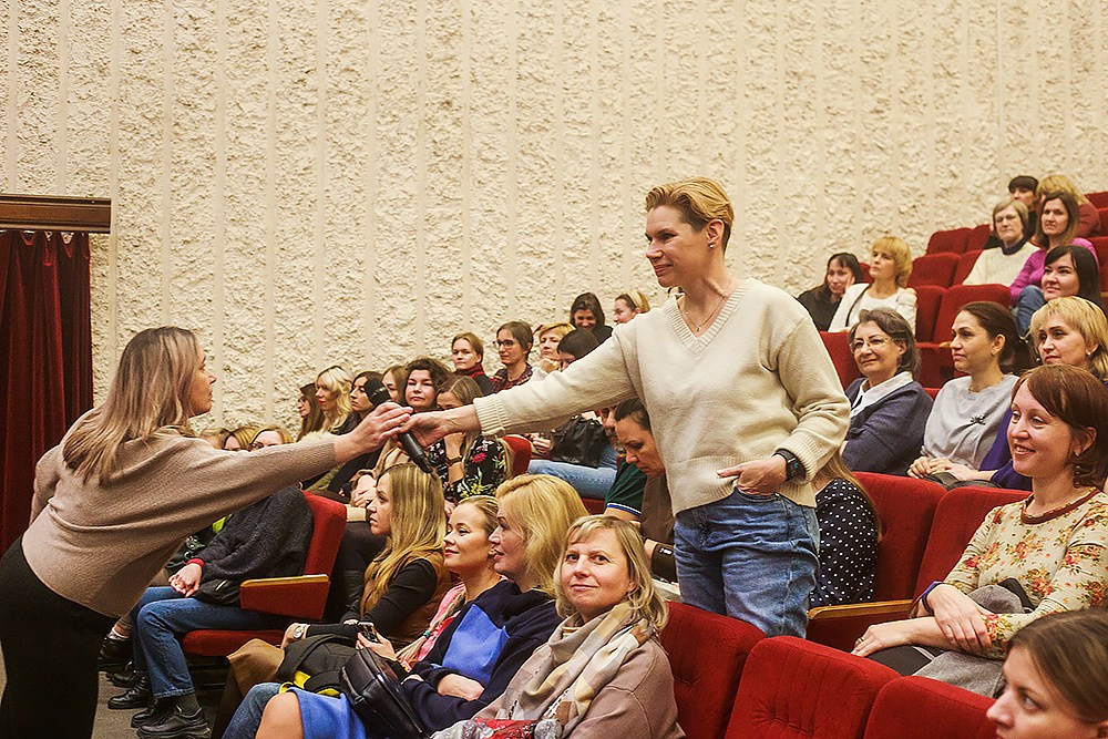 Стендап Ольги Савельевой «Всё обязательно наладится». Детский и семейный фотограф, фотограф мероприятий Нижний Новгород