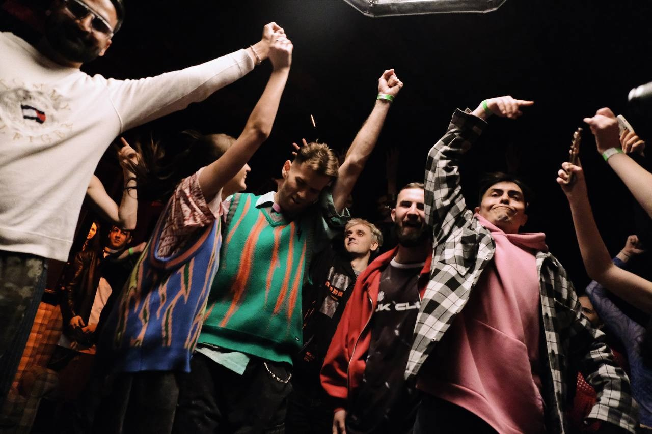 Танец. Аня белка — художница и фотограф