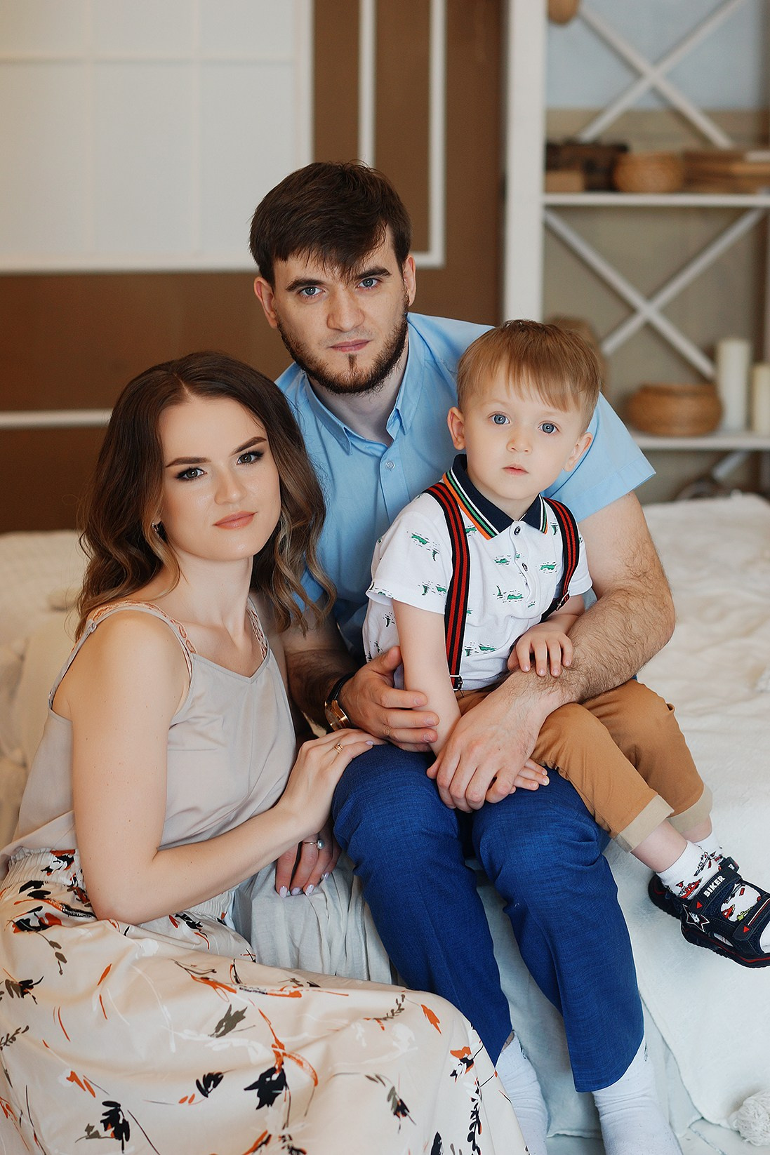 Семейная фотосессия в студии ZOOM. Семейный фотограф г. Новокузнецк Юлия Машникова