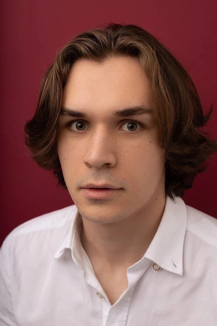 Искусственный свет. Актёрское портфолио Москва|Владислав Солдатенков