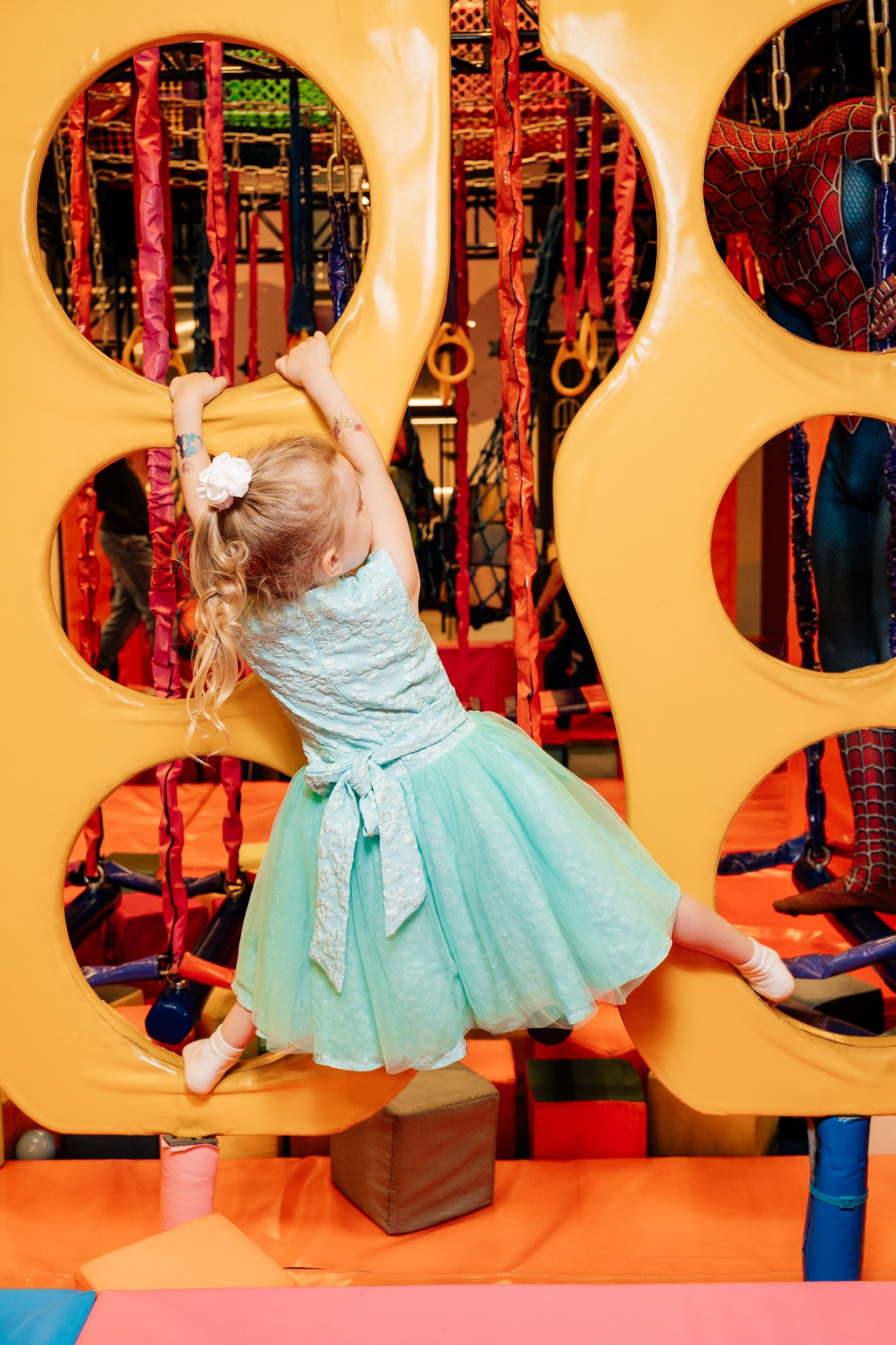 Детский день рождения в парке аттракционов. Репортажный фотограф Санкт-Петербург