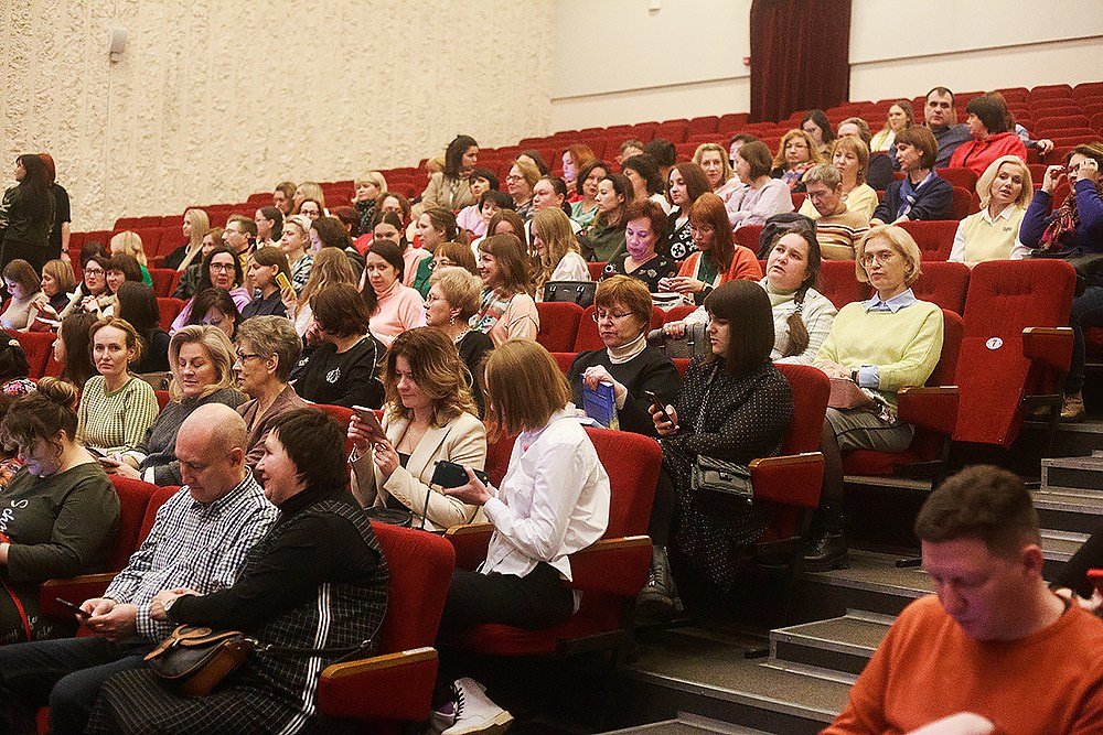 Стендап Ольги Савельевой «Всё обязательно наладится». Детский и семейный фотограф, фотограф мероприятий Нижний Новгород